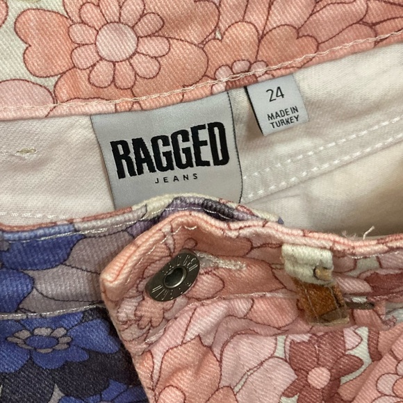 Ragged Jeans Floral Pants - Picture 5 of 7